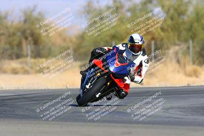 media/Jan-08-2022-SoCal Trackdays (Sat) [[1ec2777125]]/Turn 2 (150pm)/